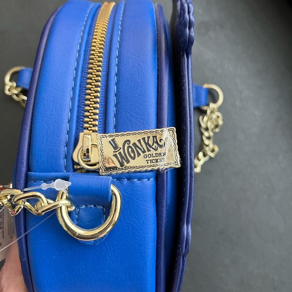 NEW Willy Wonka Violet Blueberry Round Purse With Gold Chainlink Skinny Strap - Picture 6 of 7